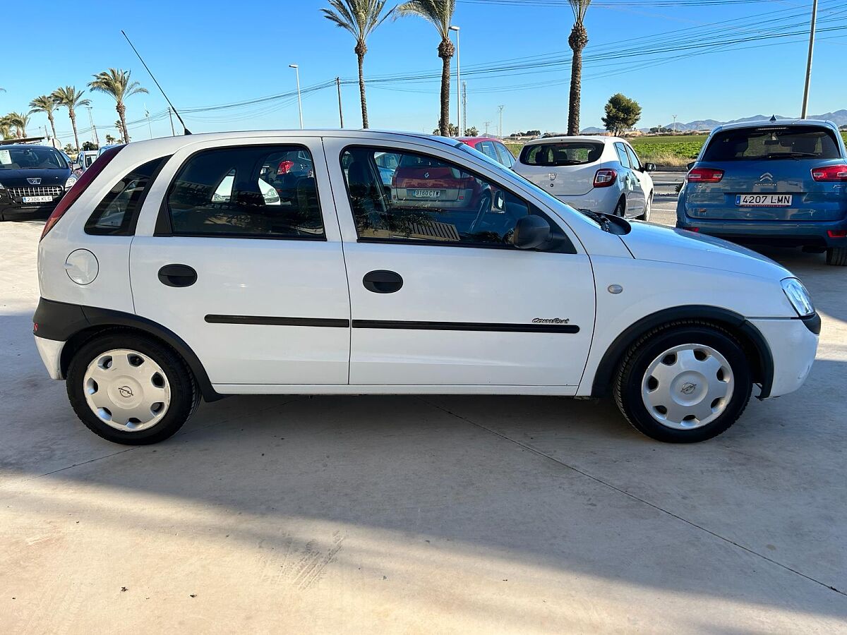 OPEL CORSA COMFORT 1.2 AUTO SPANISH LHD IN SPAIN 85000 MILES SUPERB 2001